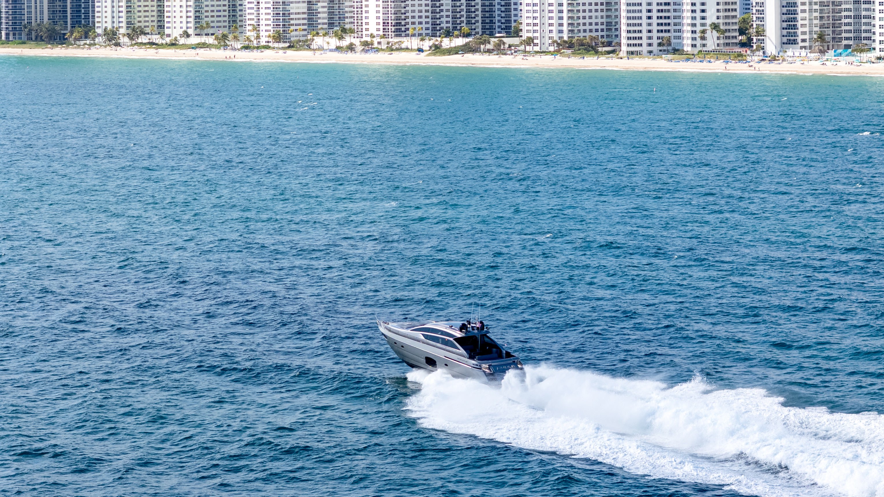 AKULA — 2016 Pershing 62, Fort Lauderdale